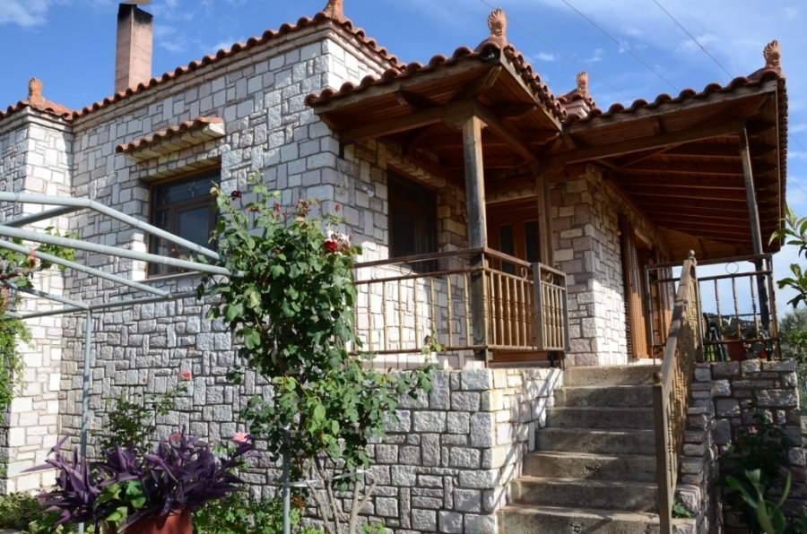 (For Sale) Residential Detached house || Korinthia/Loutraki-Perachora - 95 Sq.m, 2 Bedrooms, 180.000€ 